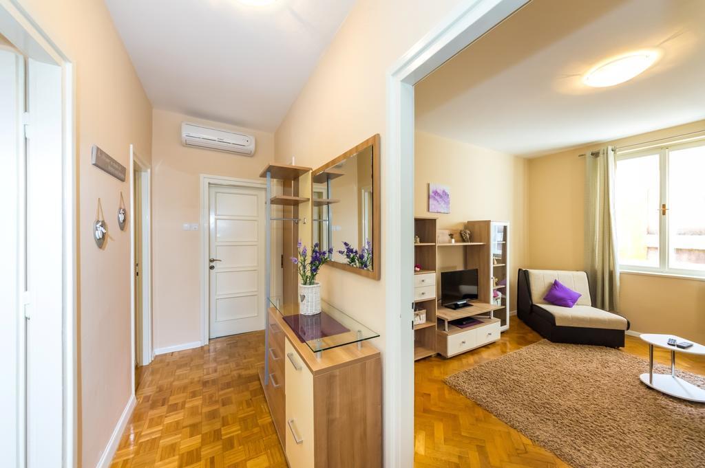 Apartment Colona Zadar Quarto foto